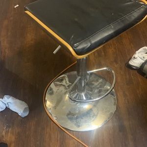 Vera bar stools set of 2